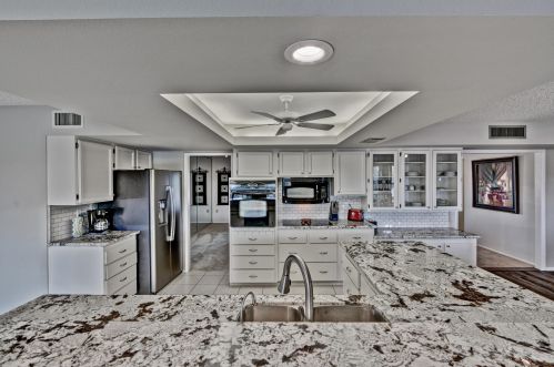 12423 Aurora Dr, Sun City AZ  85375-1925 exterior