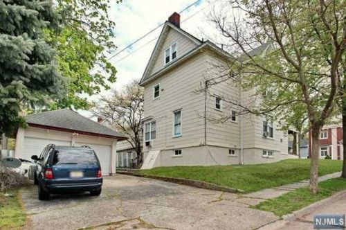 144 Main St, Ridgefield Park NJ  07660-1256 exterior