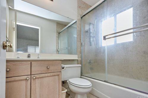 18161 Patronella Ave, Torrance CA  90504-3900 exterior