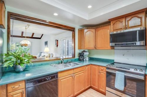 6201 Gerdts Dr, San Jose CA  95135-1418 exterior