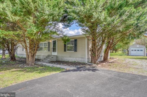 751 Fernwood Dr, Harrington DE  19952-6017 exterior