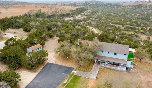 209 Oak Rdg, Mount Sharp TX  78620-3107 exterior