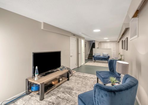 561 Vernon Heights Blvd, Marion OH  43302-5343 exterior