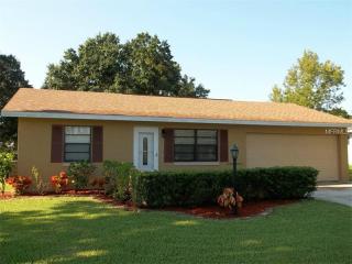 2327 Eastmeadows Rd, Lakeland FL  33812-3107 exterior
