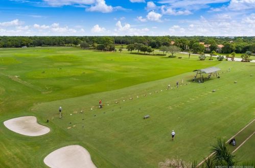 8801 One Putt Pl, Fort Pierce FL  34986-3068 exterior