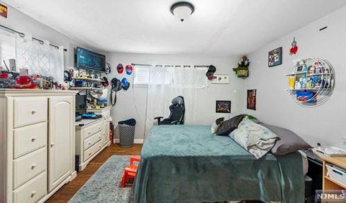 282 Rossiter Ave, Paterson NJ  07502-1317 exterior