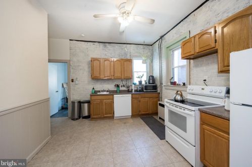 527 Walnut St, Limerick PA 19468-2320 exterior