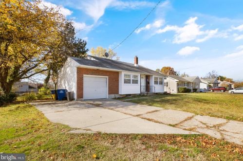 1509 Cinnaminson Ave, Riverton, NJ 08077-2108