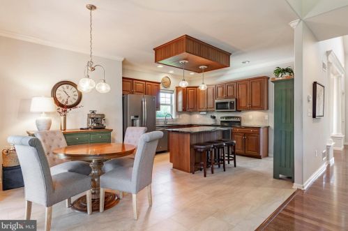 25 Summerlyn Dr, Ephrata PA  17522-9331 exterior