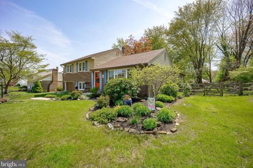 2304 Knowles Rd, Wilmington, DE 19810-3814