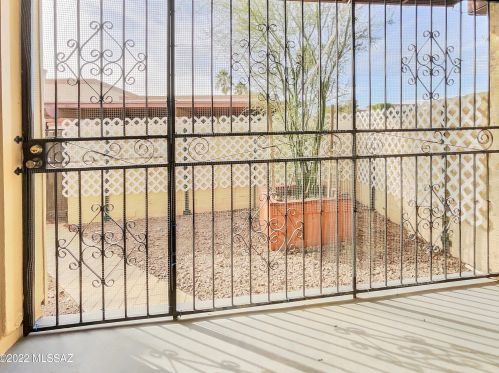 5086 Campbell Ave, Tucson AZ  85706-1510 exterior