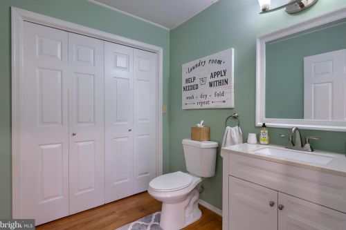 4 Pomo Ct, Siddonsburg PA  17019-9783 exterior