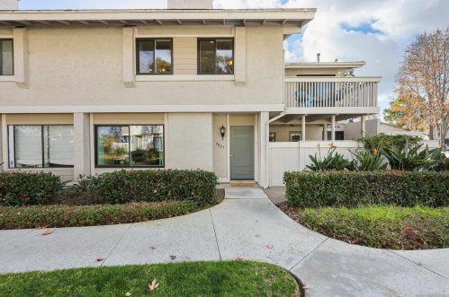 4027 Camino Lindo, San Diego, CA 92122-2037