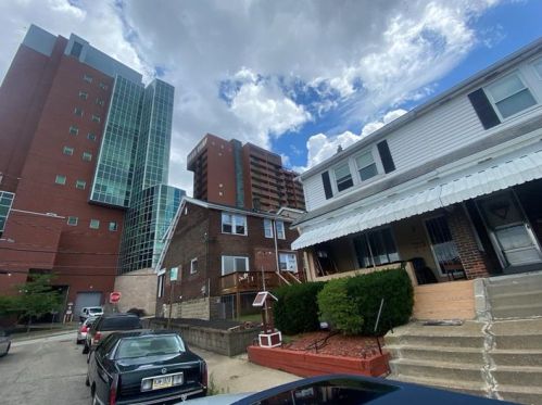 4232 Post St, Pittsburgh, PA 15201-1133