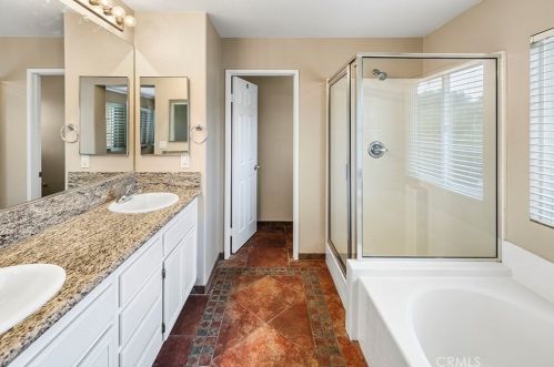 42089 Delmonte St, Temecula CA  92591-7921 exterior