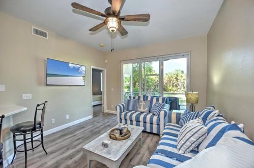 462 Tallwood St, Marco Island, FL 34145-2891
