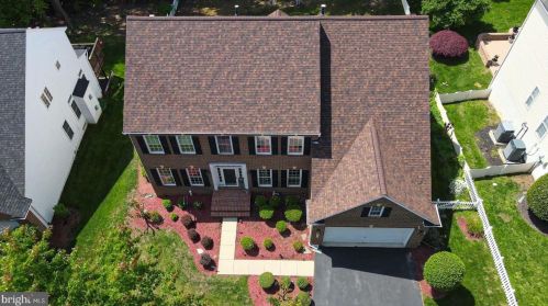 16640 Radcliffe Ln, Woodbridge VA  22191-4437 exterior