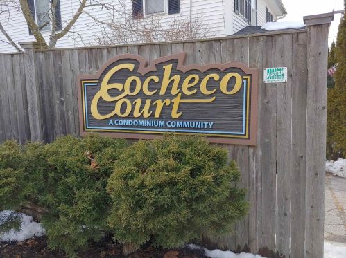 107 Cocheco Ct, Dover, NH 03820-4801