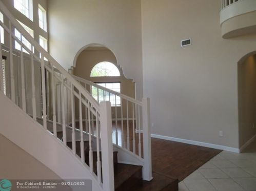 19430 30th St, Hollywood FL  33029-5809 exterior