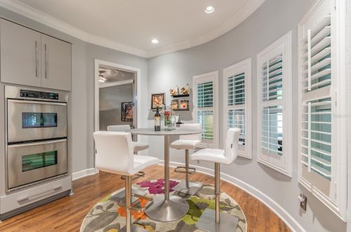 1827 Crooked Oak Ln, Lutz FL  33559-7407 exterior