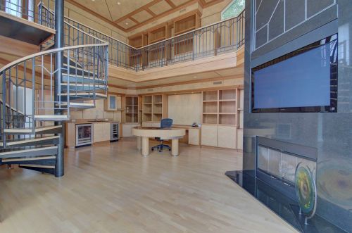 875 Squire Oaks Dr, Covington KY  41017-1342 exterior