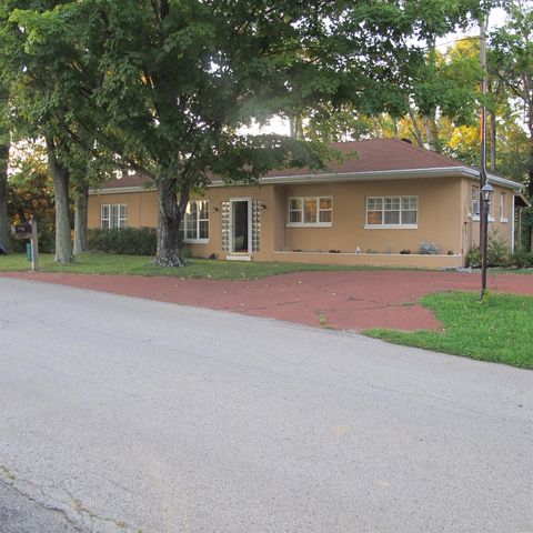 3172 Pitzer Rd, Mount Olive, OH 45106-8528