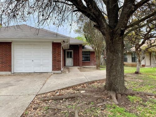 2910 Whisper Oaks Ln, Georgetown, TX 78628-4200