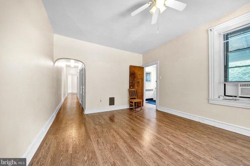 7814 Ardleigh St, Philadelphia PA 19118-4402 exterior