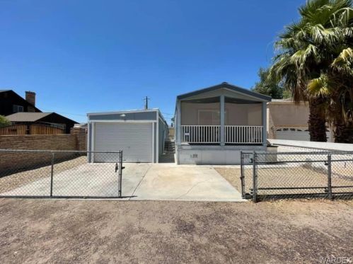 1177 Linda Vis, Bullhead City, AZ 86442-7638