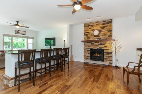 2960 Wynridge Dr, Darbydale OH  43123-8706 exterior