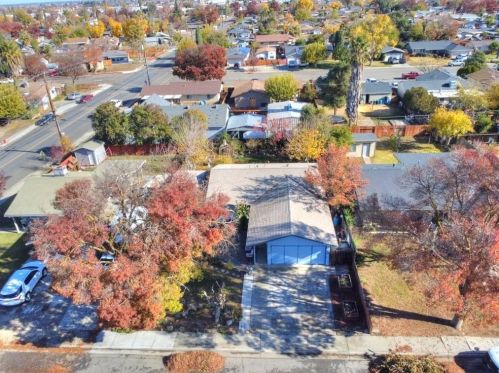 1912 T St, Newman, CA 95360-1421