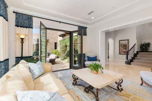 14 Morning Lgt, Newport Beach CA  92657-1654 exterior