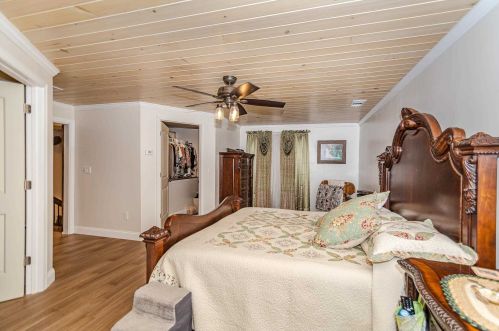 22 Lower Camp Rd, Northwood NH  03261-4340 exterior
