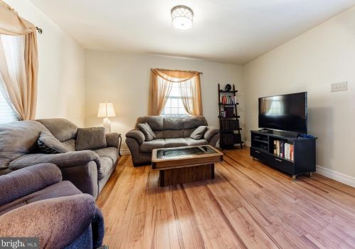 753 Devenney Dr, Gloucester NJ  08031-1712 exterior