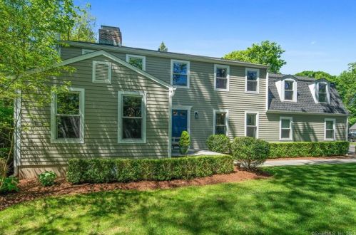 2 Old Studio Rd, New Canaan, CT 06840-6622
