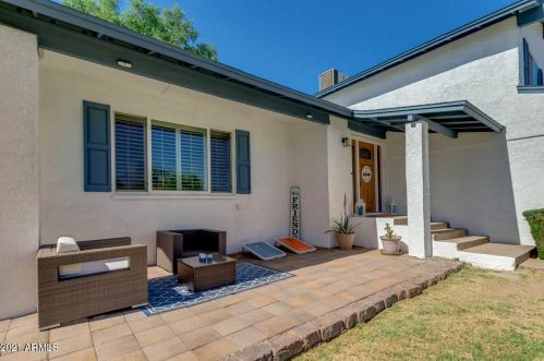 2472 Crocus Dr, Phoenix, AZ 85023-5937
