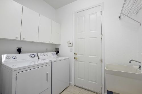 9592 Sandpiper Ln, West Palm Beach FL  33411-6316 exterior