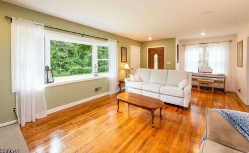 502 Ridge Rd, West Milford NJ  07480-1940 exterior