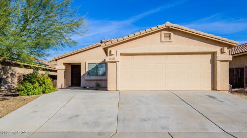 7295 Laughing Tree Ln, Tucson, AZ 85756-6139