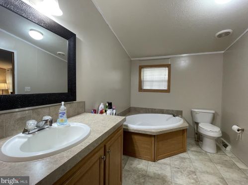 33 Frieden Mnr, Schuylkill Haven PA  exterior