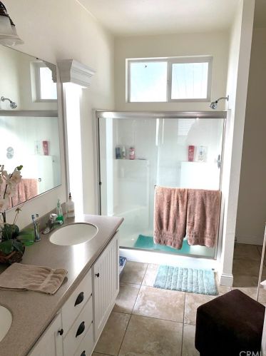 9850 Garfield Ave, Huntington Beach CA  92646-2402 exterior