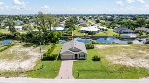 1907 6th Ave, Cape Coral, FL 33909-9216