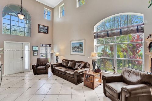 16320 11th St, Hollywood FL  33027-5114 exterior