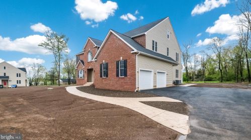 5 Park Rd, Prospectville, PA 19002-1123