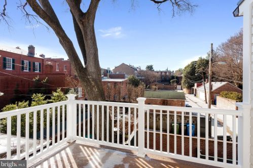 1312 33 St, Washington DC 20007-2819 exterior