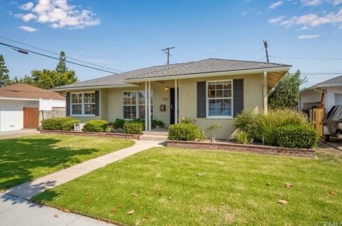 5513 Keynote St, Long Beach, CA 90808-2617