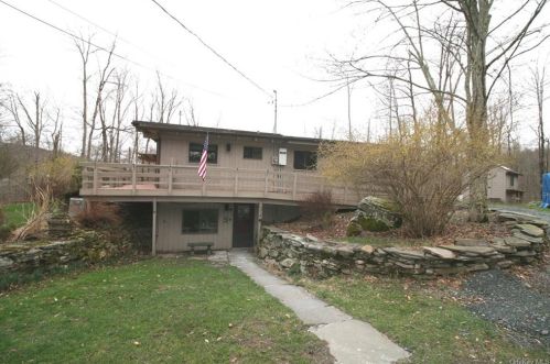 143 Weissman Rd, Lew Beach, NY 12758-6640