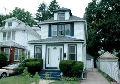 10438 212th St, Jamaica, NY 11429-1539