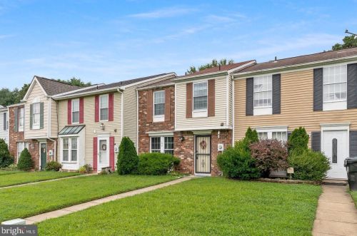 195 Villa Knoll Ct, Erial, NJ 08081-2923