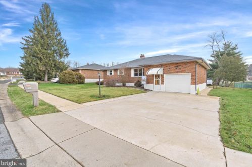 1811 Northcrest Dr, Wilmington, DE 19810-1513